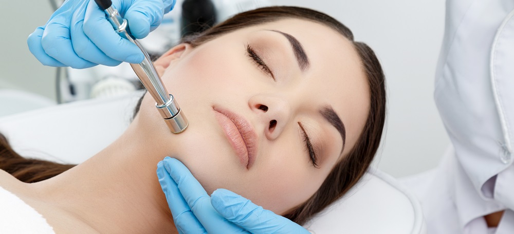 Microdermabrasion Treatment: AquaPure Facial by CanadaMedLaser